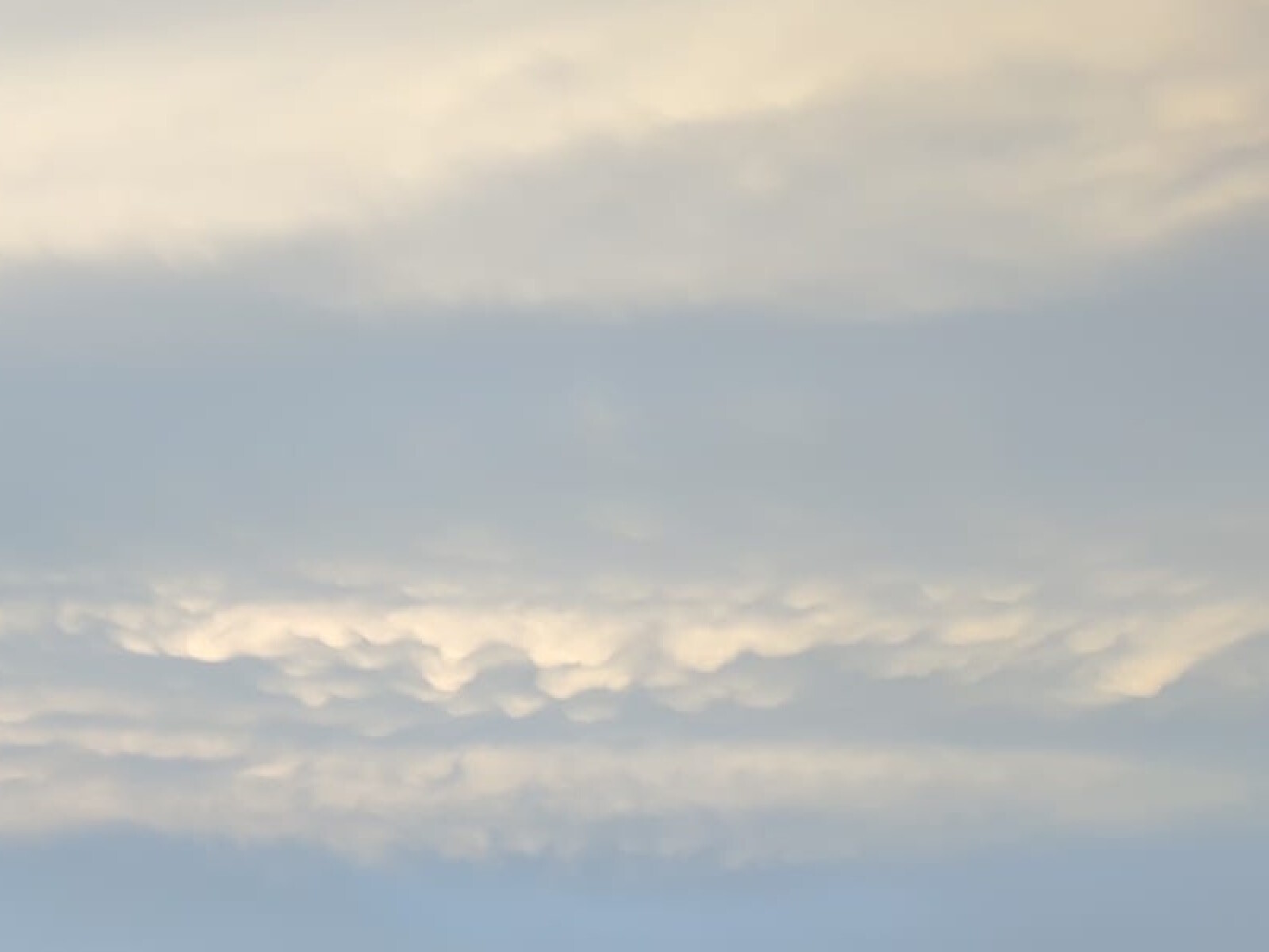 CloudsMamatus800x600